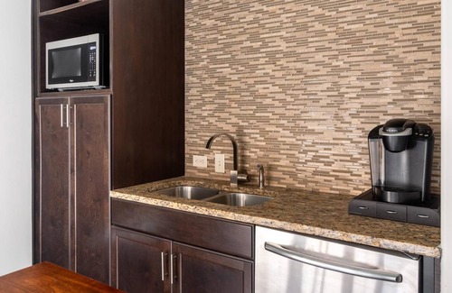 Waller Creek District Apartment | Austin | Awesome Studio Apartment