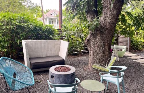 East Cesar Chavez House | Discover Austin Clubhouse: Walk to Rainey Street & Pet Friendly