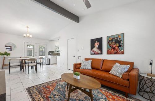 Austin House | Discover Austin Dunstan by Barclé for Your Next Getaway