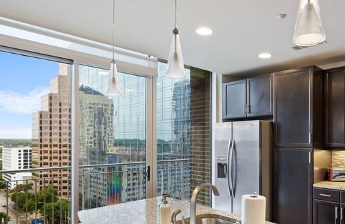 Waller Creek District Apartment | Stylish Austin Apartment with Pool and Family-Friendly Amenities