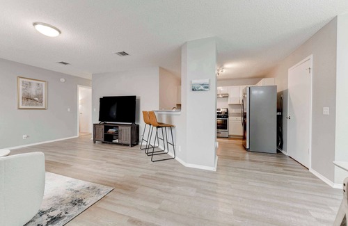 McNeil House | Austin Getaway Near The Domain & Q2 Stadium