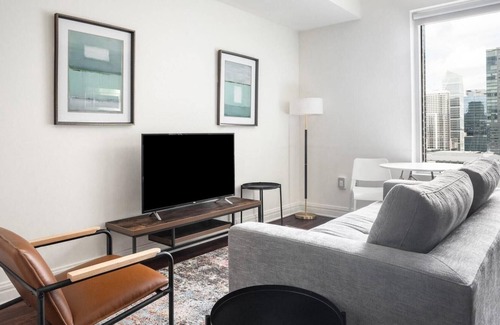 Waller Creek District Apartment | Austin | Grand Studio Apartment