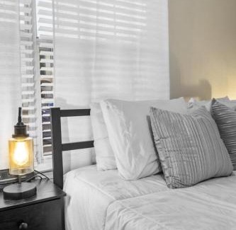 Pleasant Valley Apartment | Austin Haven, 2 mins to Airport, 5 mins Downtown