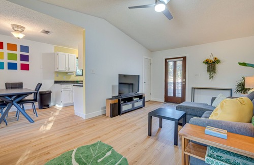 Apache Shores House | Austin Home w/ Community Pool: 3 Mi to Lake Travis