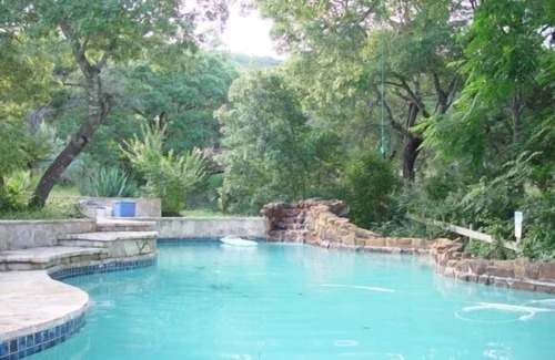 Leander House | Lake Travis Retreat: Family-Friendly Getaway with Pool