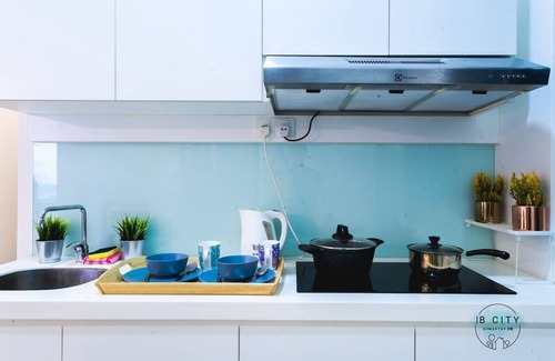Tebrau Apartment | Cozy Austin Manhattan @JB City Homestay with Breakfast & Kitchen