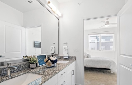 Kyle Apartment | Experience Austin Oasis: Family-Friendly Retreat with Pool