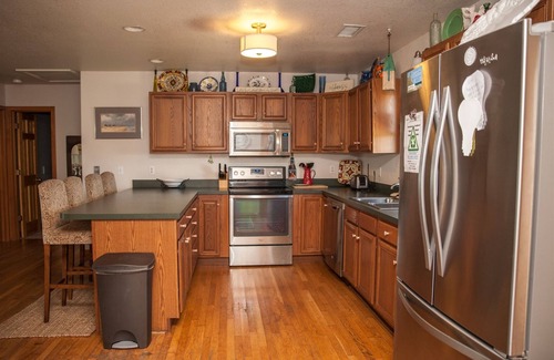 Hatteras Cottage | Discover Austin's Pointe: Beach Walks & Scenic Views Await