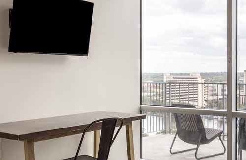 Second Street District Apartment | Explore Austin: 1BD Apartment Near 2nd Street District