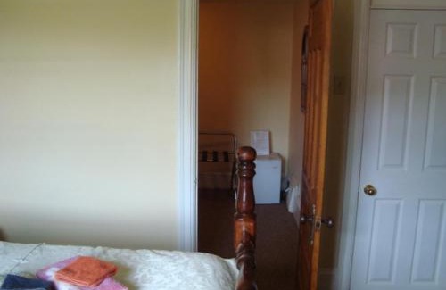 Sandy Hill Bed & Breakfast | Elegant Australis Guest House with 9.2/10 Review Score