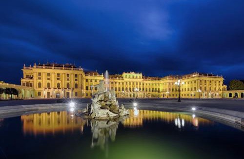 Donaustadt Apartment | Guest Rated 10/10 at Austria Center - Wien an der Donau