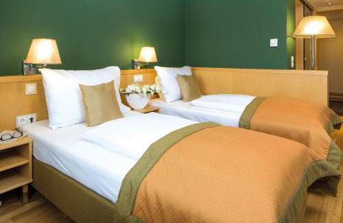 Margareten Hotel | Elegant Stay at Austria Trend Hotel Ananas Wien