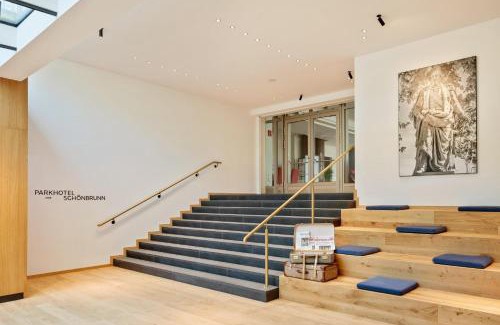 Hietzing Hotel | Elegant Austria Trend Hotel Maximilian: Pet Friendly & Rated 9/10