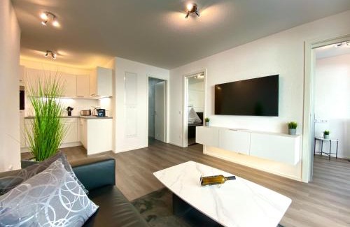 Friedrichshafen Apartment | Ideal Auszeit Apartment STYLE by the Bodensee with Hot Tub