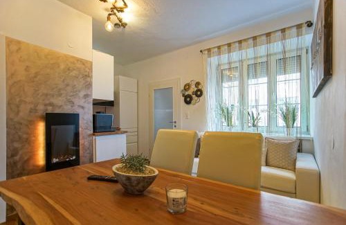 Leoben Apartment | Relaxing AusZeit Steiraland 3 with Private Garden & Terrace