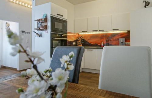 Leoben Apartment | Pet-Friendly AusZeit Steiraland 8 with Covered Balcony