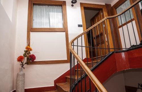 Bejar Apartment | Central Béjar Loft: Child-Friendly Retreat with High Rating