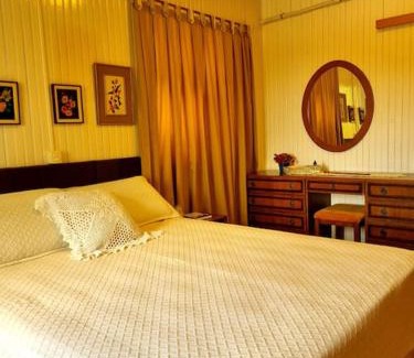 Bento Goncalves House | Guest Rated 10/10: Autêntica Casa da Vó - Pet & Child Friendly
