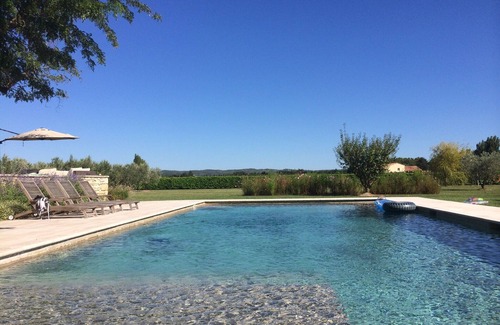 Saint Pierre de Mezoargues House | Tranquil Provencal Retreat with Ocean Views & Private Pool