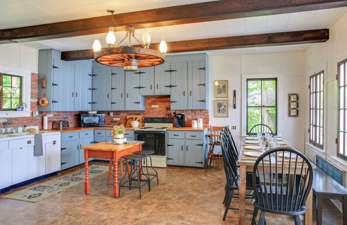 Stratford House | Quaint 1912 Adirondack Lake Camp with Fire Pit & Spa