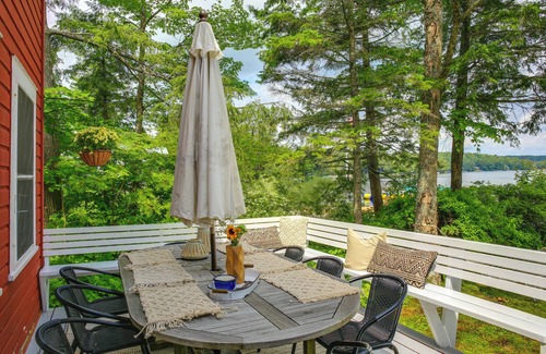 Stratford House | Quaint 1912 Adirondack Lake Camp with Fire Pit & Spa