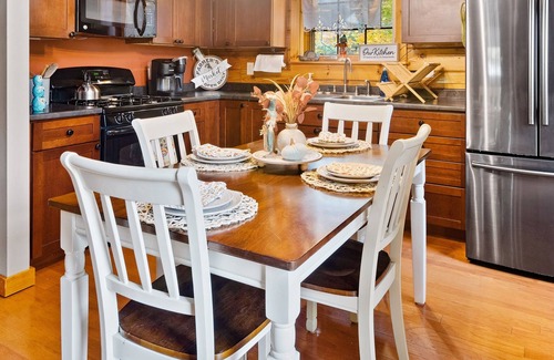 Rome Cabin | Charming Adirondack Log Cabin with Scenic Pond View