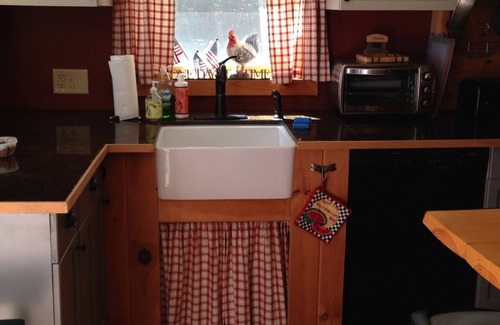 Cumberland Head Cabin | Idyllic Adirondack Waterfront Cabin on Lake Champlain