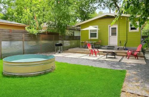 Holly House | Authentic ATX Beauty DT Pool Gem- Walk 2 Lake & Eateries