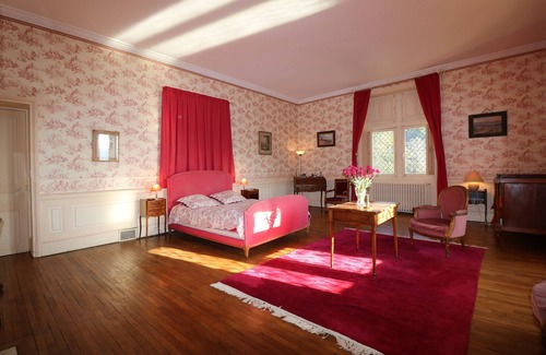 Vezac Other | Experience an Authentic Castle with Scenic Ocean Views