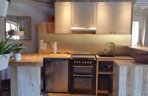 Larajasse House | Inviting Artist Studio Loft in Tranquil Monts du Lyonnais