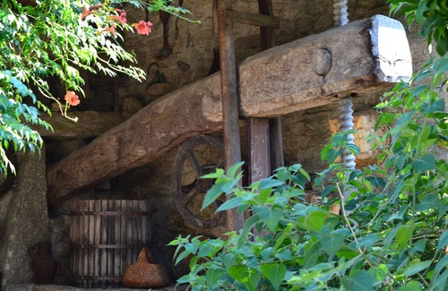 Valenca Cottage | Idyllic Cottage Retreat with Pool in Minho - Guest Rated 10/10