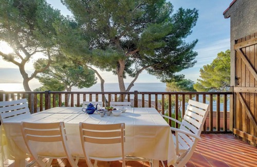 Ensues-la-Redonne House | Authentic family home "La Pinède" Sea view