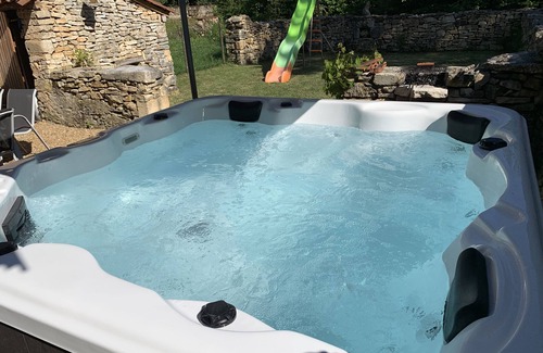 Savignac-les-Eglises House | Relaxing Perigord House with Spa & Exceptional Guest Rating