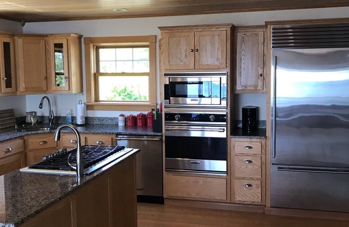 Steuben House | Experience Generational Fishing Home with Oceanfront Views