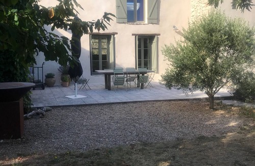 Viens House | Experience Authentic House with Pool and Pet-Friendly Amenities