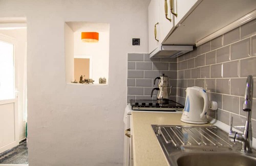 Konak Apartment | Experience Authentic House Near Izmir's Top Attractions