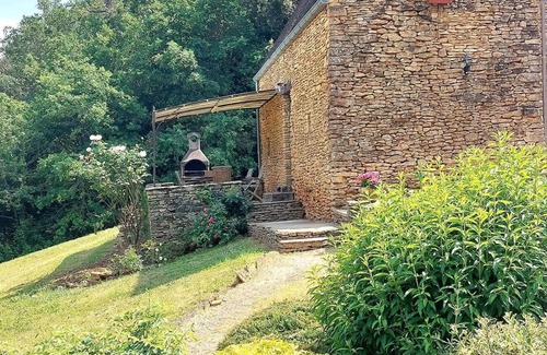 Proissans Cottage | Charming Périgord House with Saltwater Pool Near Sarlat