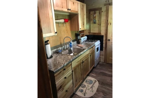 Northome Cabin | Pet-Friendly Log Cabin Retreat at Northshore Bay Resort