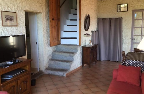 Castillon House | Discover Authentic Mas Cévenol Near the Ardèche Gorges