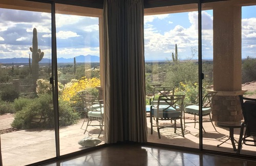 Apache Junction House | Exquisite Santa Fe Tuscan Villa with Scenic Views & Spa