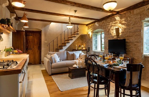 Sestanovac House | Experience Authentic Stone House Lola: Pet-Friendly Retreat