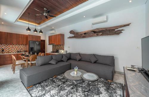 Padonan Villa | Enchanting Temple & Garden: 5BR Villa with Pool Access