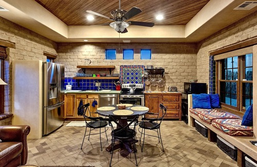 Drexel Heights House | Experience Authentic Tucson: Mud Adobe Casita in Nature