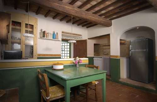 Castelfiorentino Villa | Historic Country House with Ocean View and Pet-Friendly Options