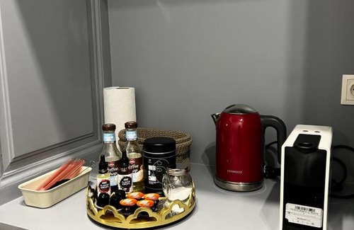 Landstrasse Apartment | Experience Authentic Viennese Living in Family-Friendly Comfort