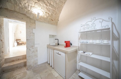 Alcanterini Villa | Pet-Friendly Villa in Castellana Grotte with Ocean View