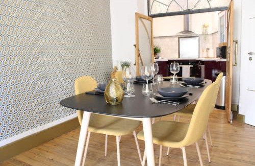 Auch Apartment | Authentic & Inviting Home: Pet-Friendly with Breakfast