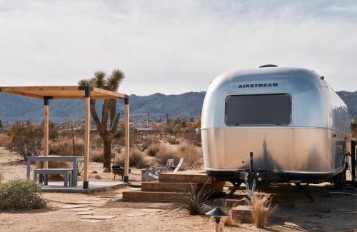 Joshua Tree Hotel | Explore AutoCamp Joshua Tree: 9/10 Rated with Ocean Views