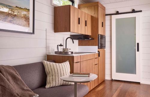 Guerneville Hotel | Discover AutoCamp Russian River: Family-Friendly Escape