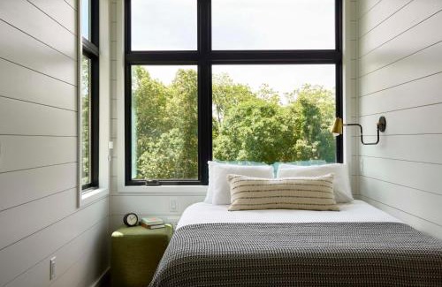 Guerneville Hotel | Discover AutoCamp Russian River: Family-Friendly Escape